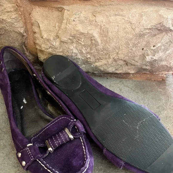 Laura Ashley Suede Gwen Driving Loafers Eggplant Purple FABULOUS Wrap buckle sz8 - Picture 4 of 5